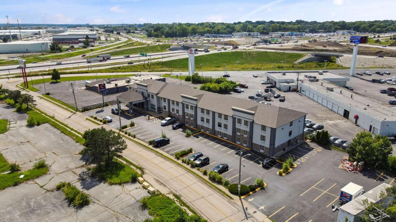 Comfort Inn & Suites St Louis-Hazelwood Dış mekan fotoğraf