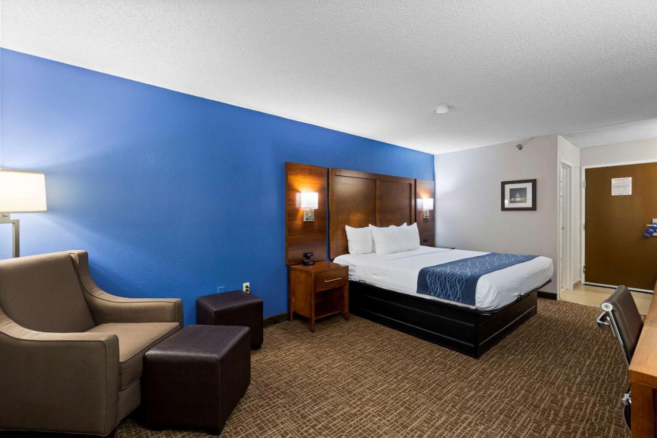 Comfort Inn & Suites St Louis-Hazelwood Dış mekan fotoğraf