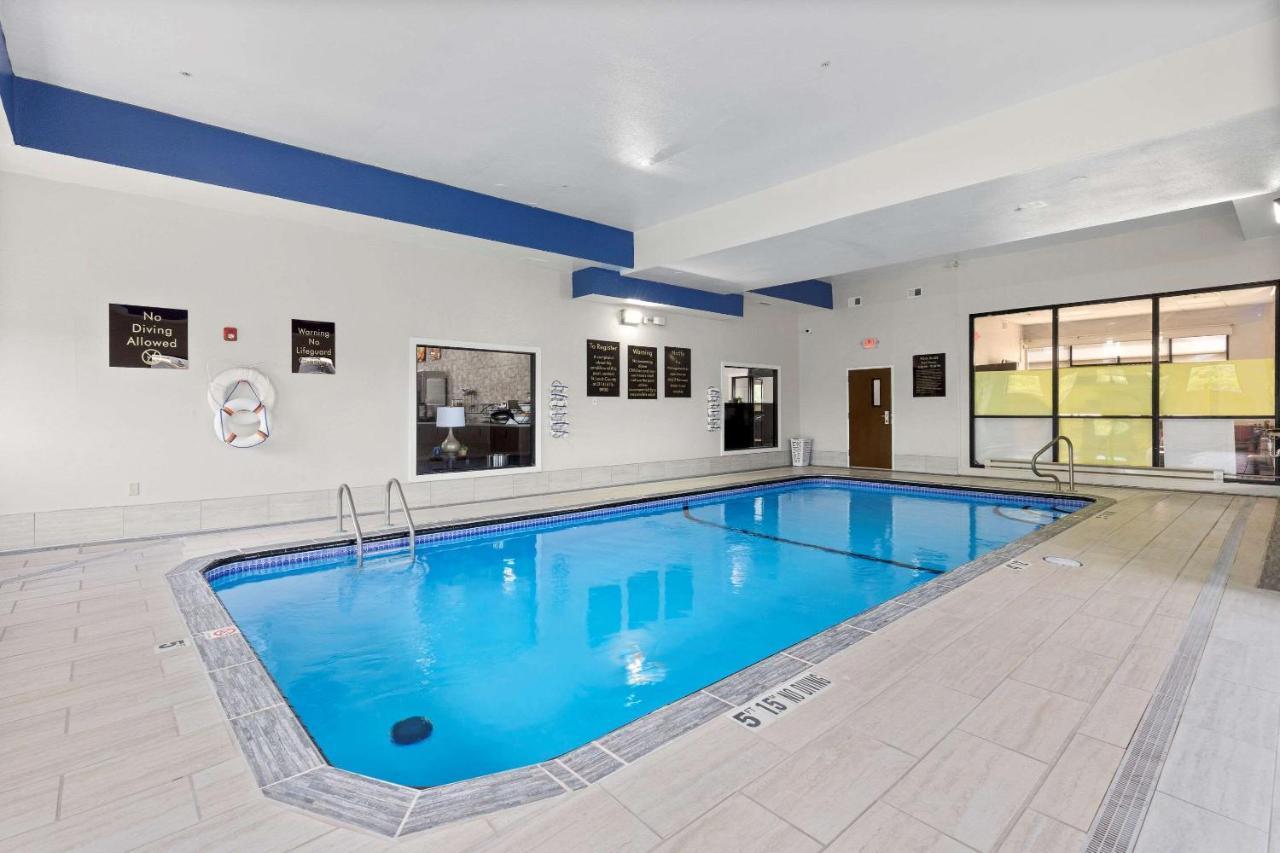 Comfort Inn & Suites St Louis-Hazelwood Dış mekan fotoğraf