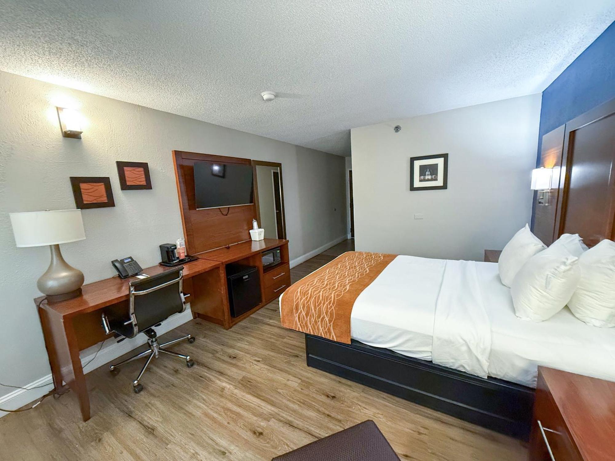 Comfort Inn & Suites St Louis-Hazelwood Dış mekan fotoğraf