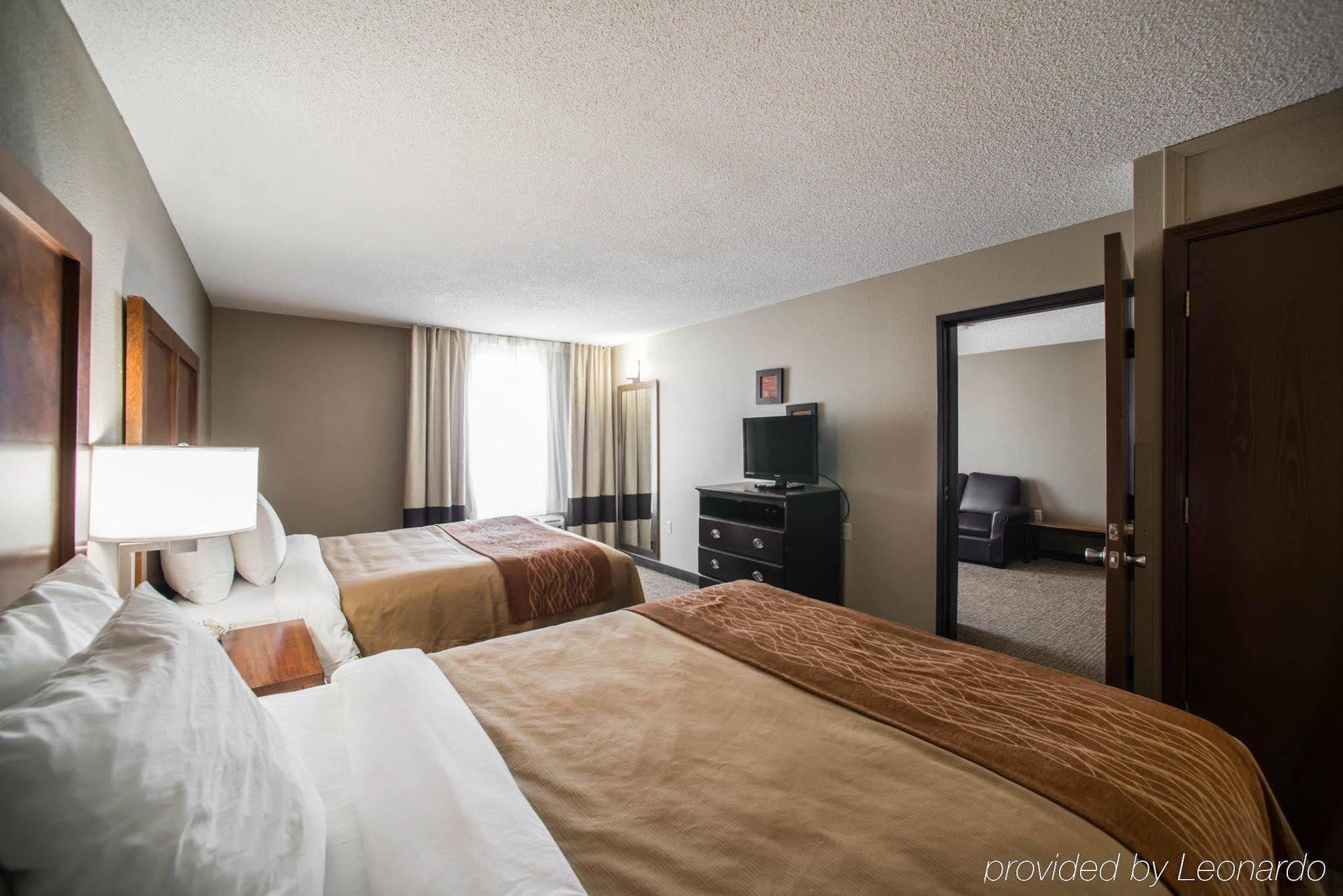 Comfort Inn & Suites St Louis-Hazelwood Dış mekan fotoğraf